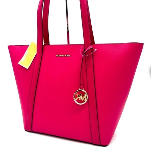 Michael Kors Pratt Large Signature Logo
Tote Bag Electric Pink Multi - Picture 3 of 10
